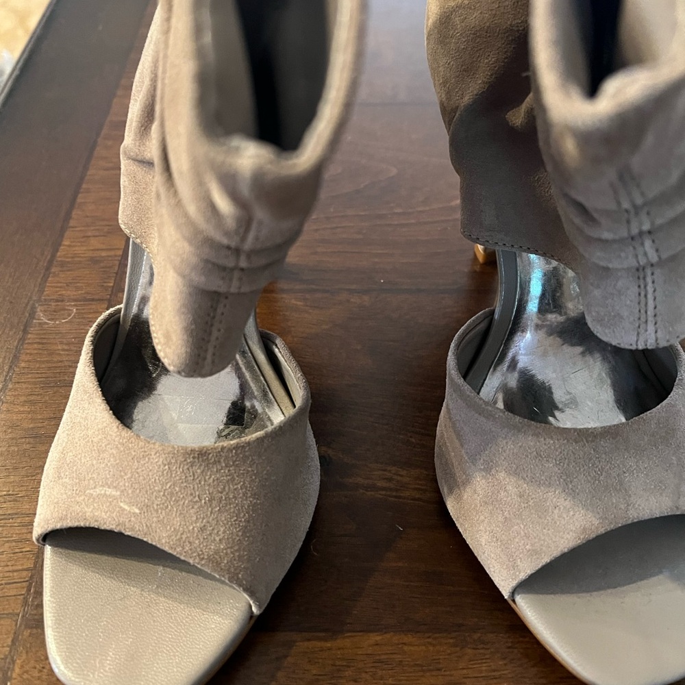 Tan Heels with Open Toe and Unique Cut-Out Design